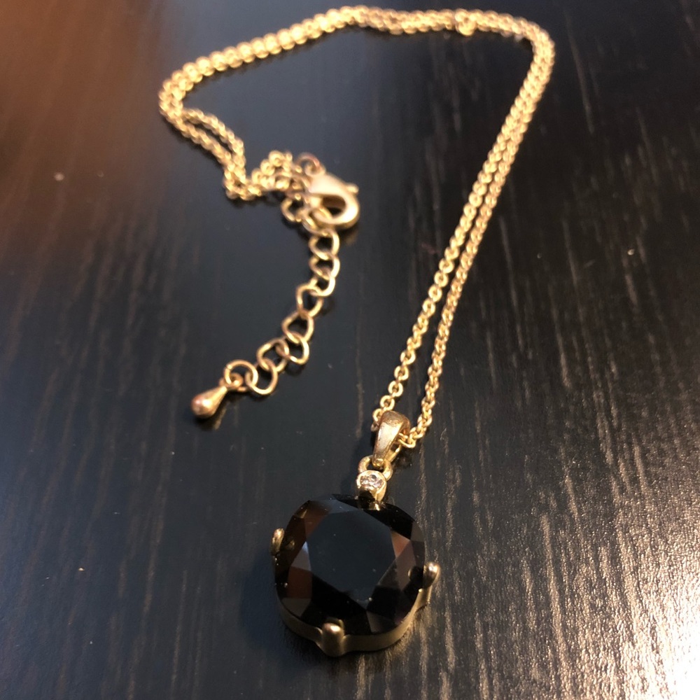 Black necklace Kendra Scott look alike